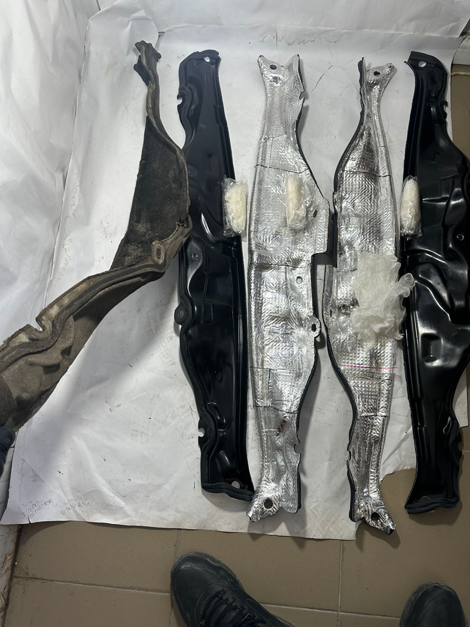 (10)Poliuretan bucse.md,Polca Жабо Renault megane 2 OE 8200557694,scenic,grand scenic 3 OE668100006R foto 0