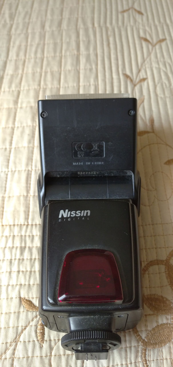 Nissin speedlite Di622 foto 1