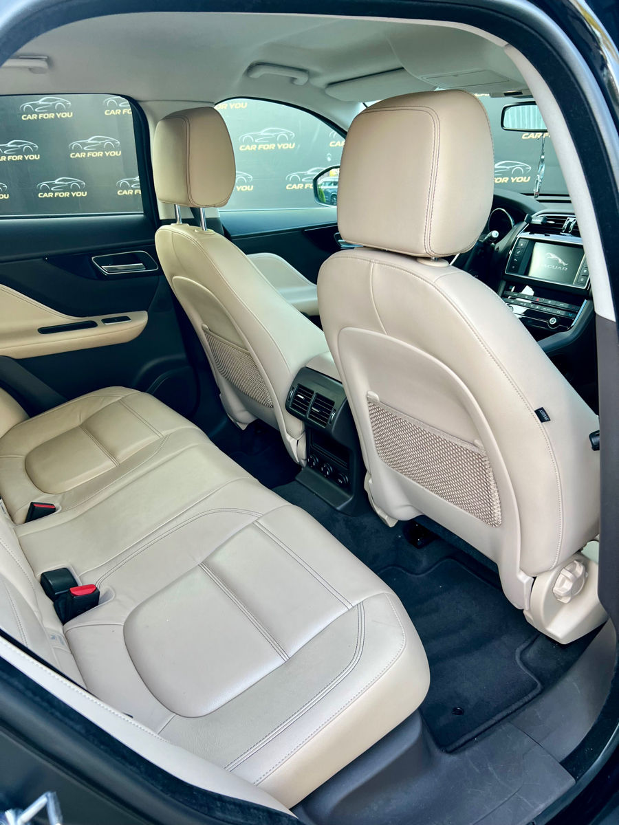 Jaguar F-PACE foto 7