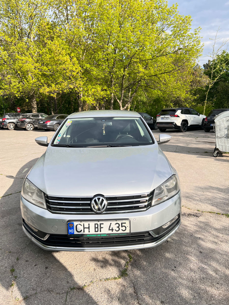 Volkswagen Passat foto 0