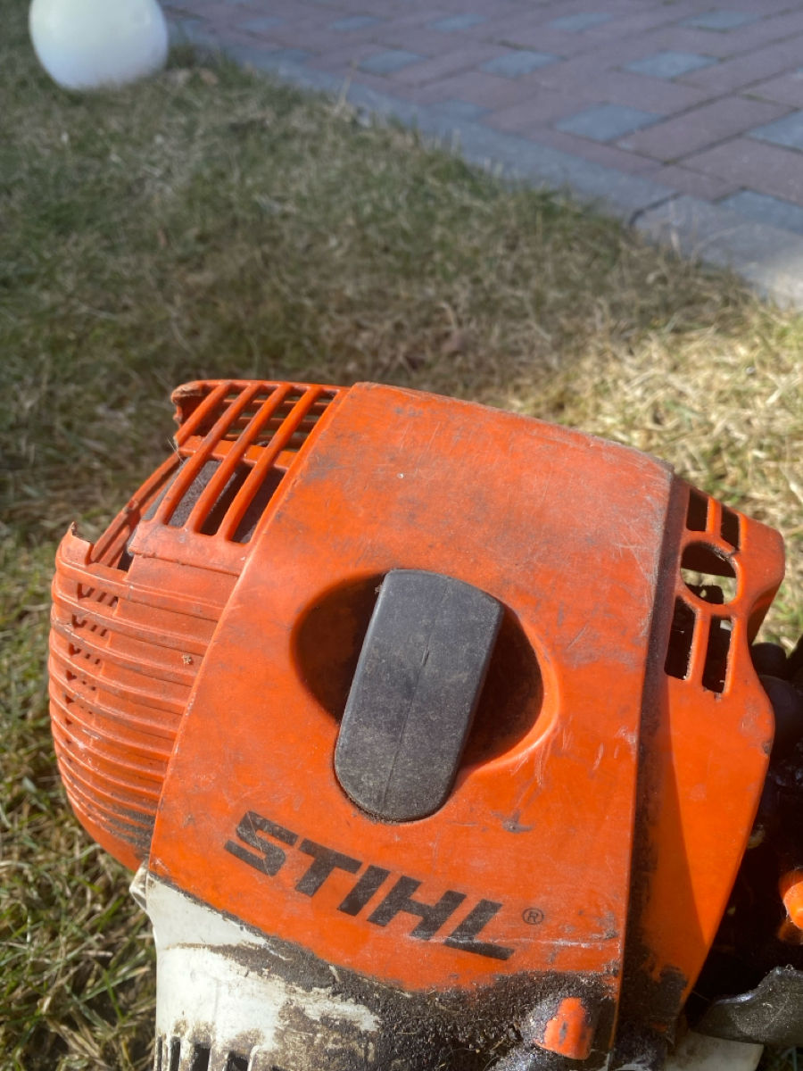 Drujba telescopica de curățit copaci STIHL foto 1