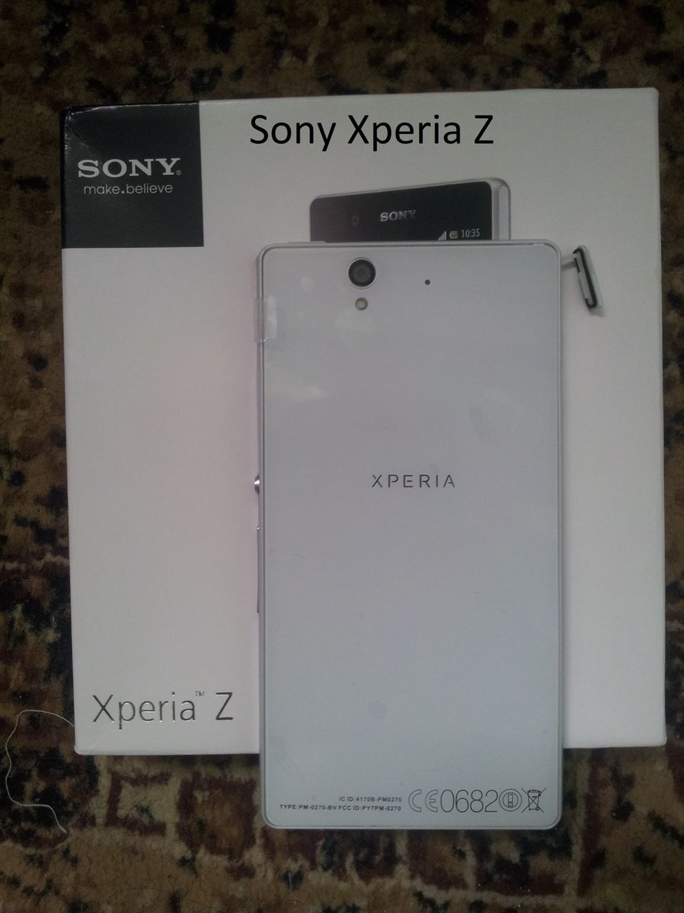 Мобильный телефон Sony Xperia Z (C6603)