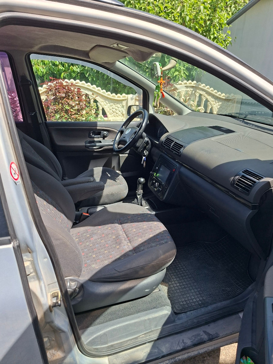 Volkswagen Sharan foto 9