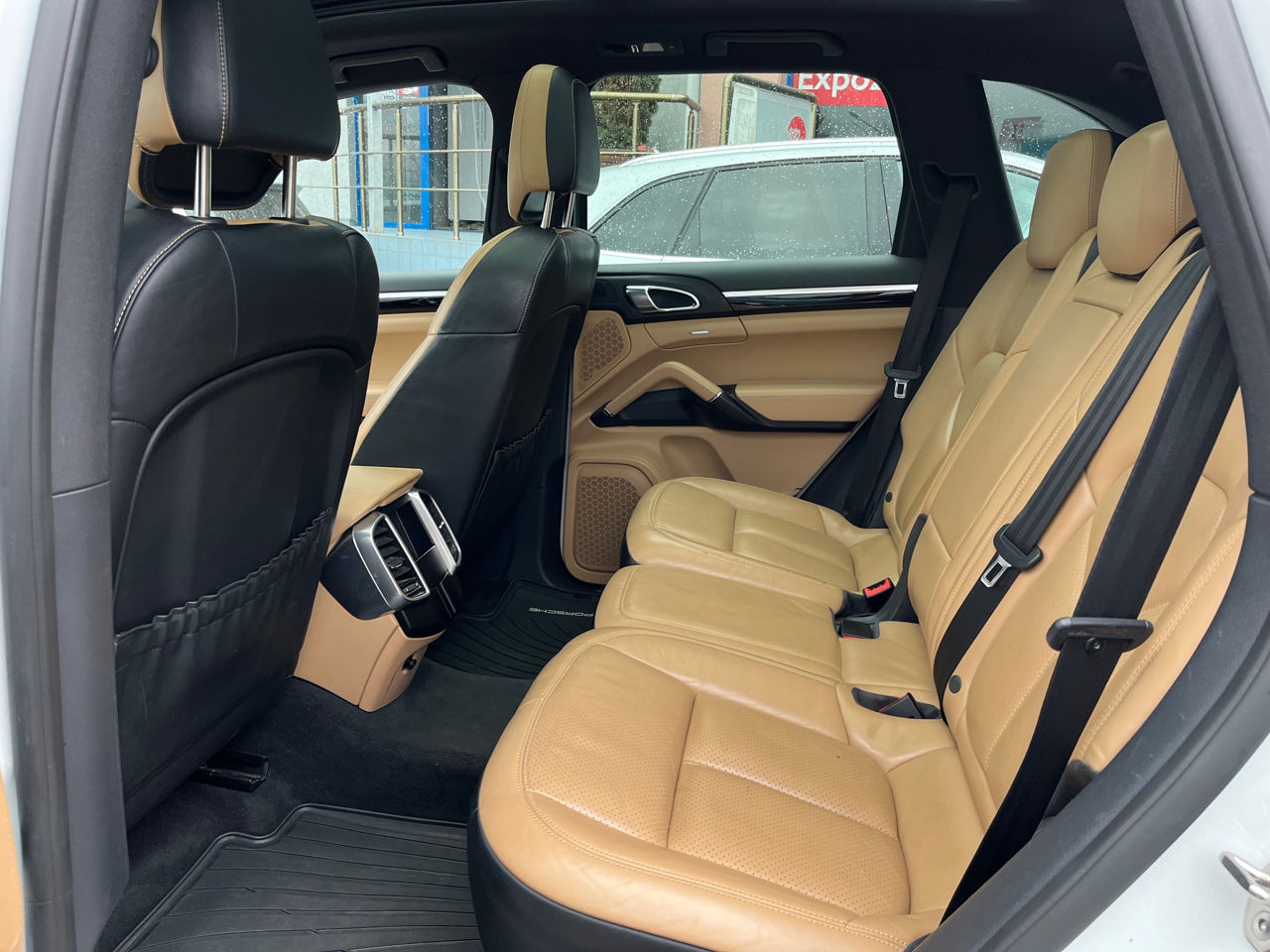 Porsche Cayenne foto 15