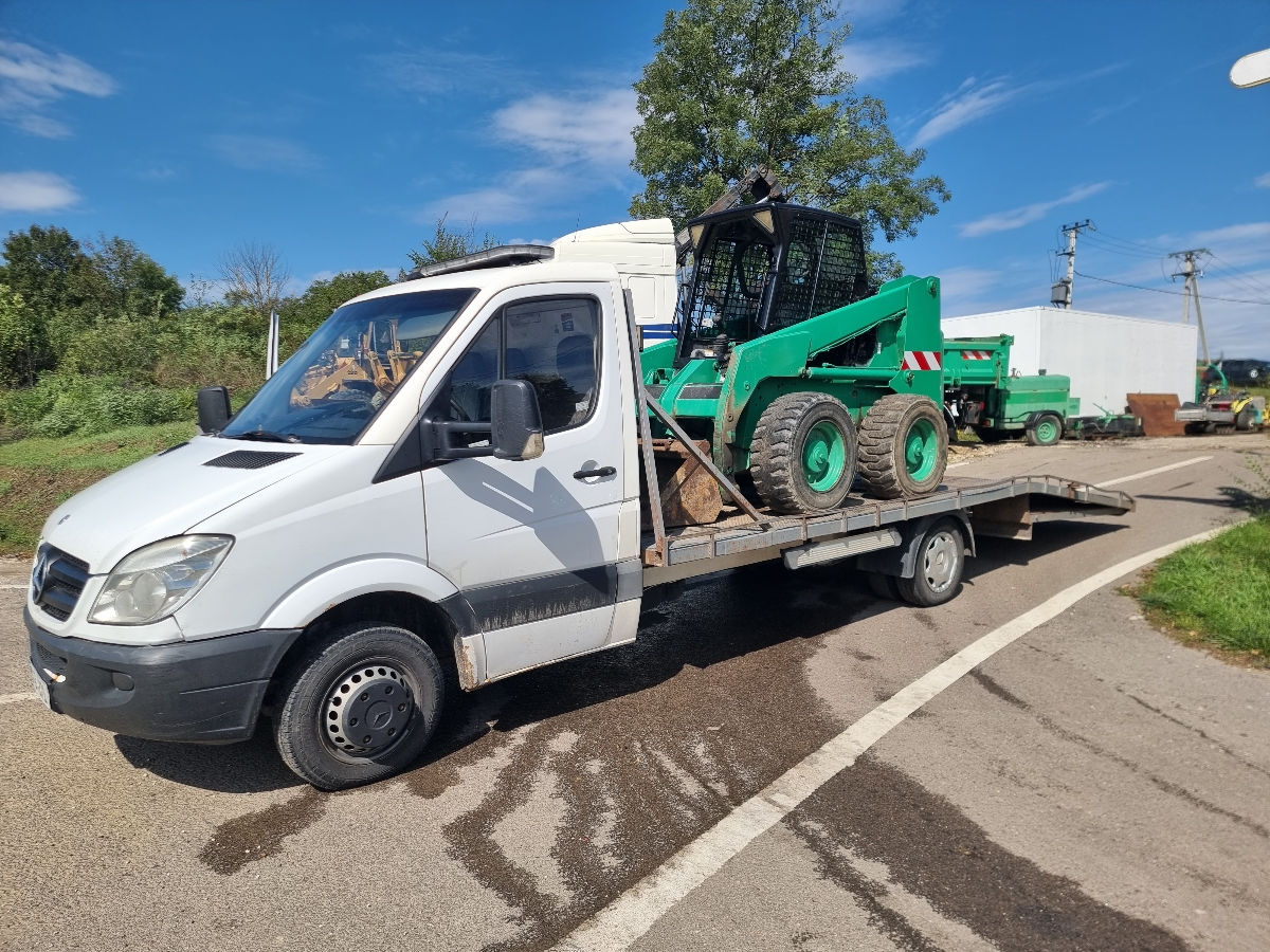 MINI Excavator  bobcat macara incarcator frontal Compactor etc.. foto 4