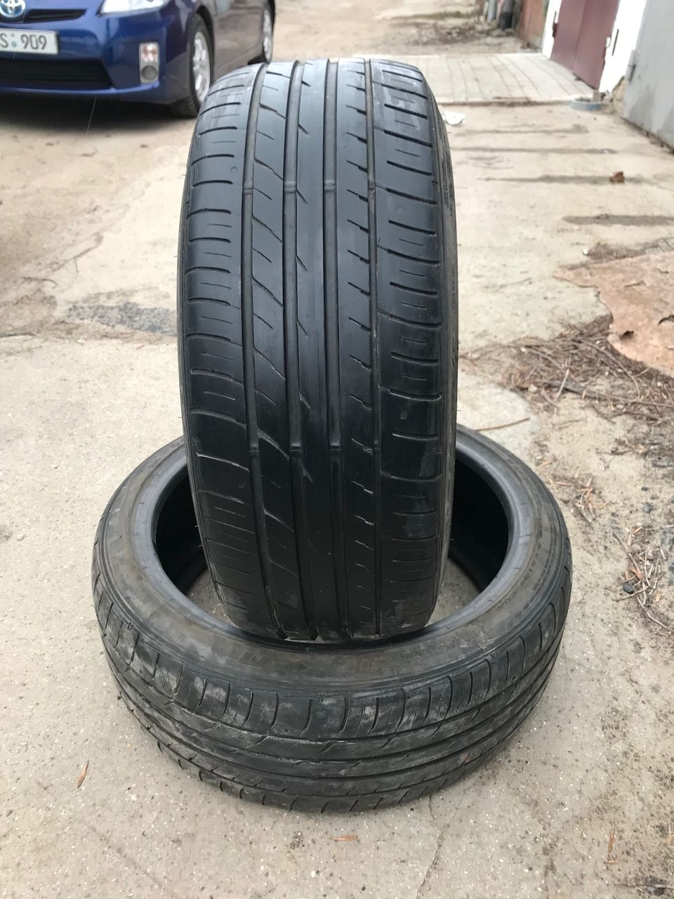 215/40/R18