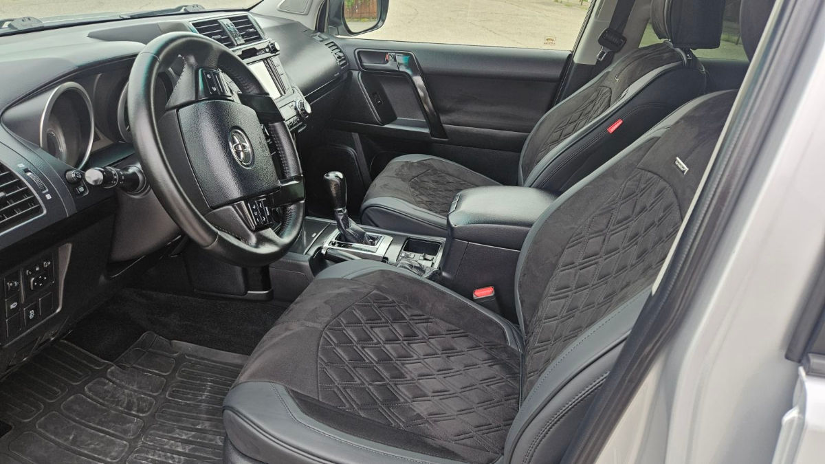 Toyota Land Cruiser Prado фото 7