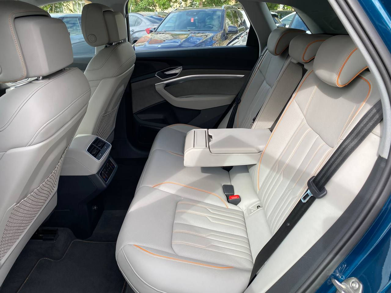 Audi e-tron foto 15