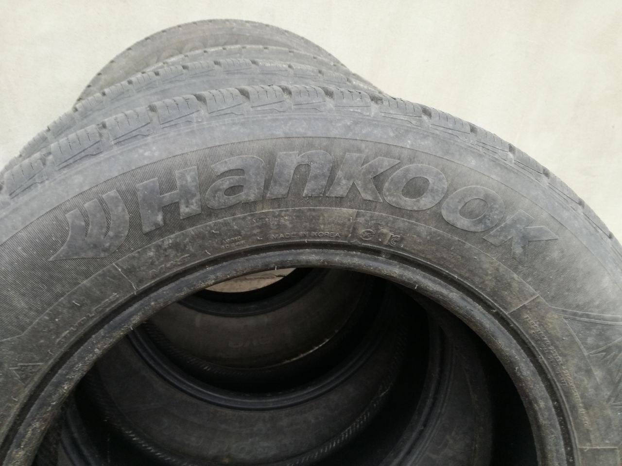 Hankook 225/65R17 102H