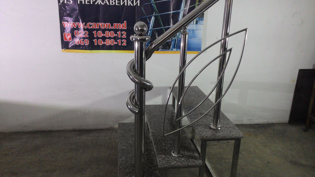 Balustrade din Inox si Sticla ( Pleksiglas )  !!! Перила из Нержавейки и Закаленного стеклa foto 5