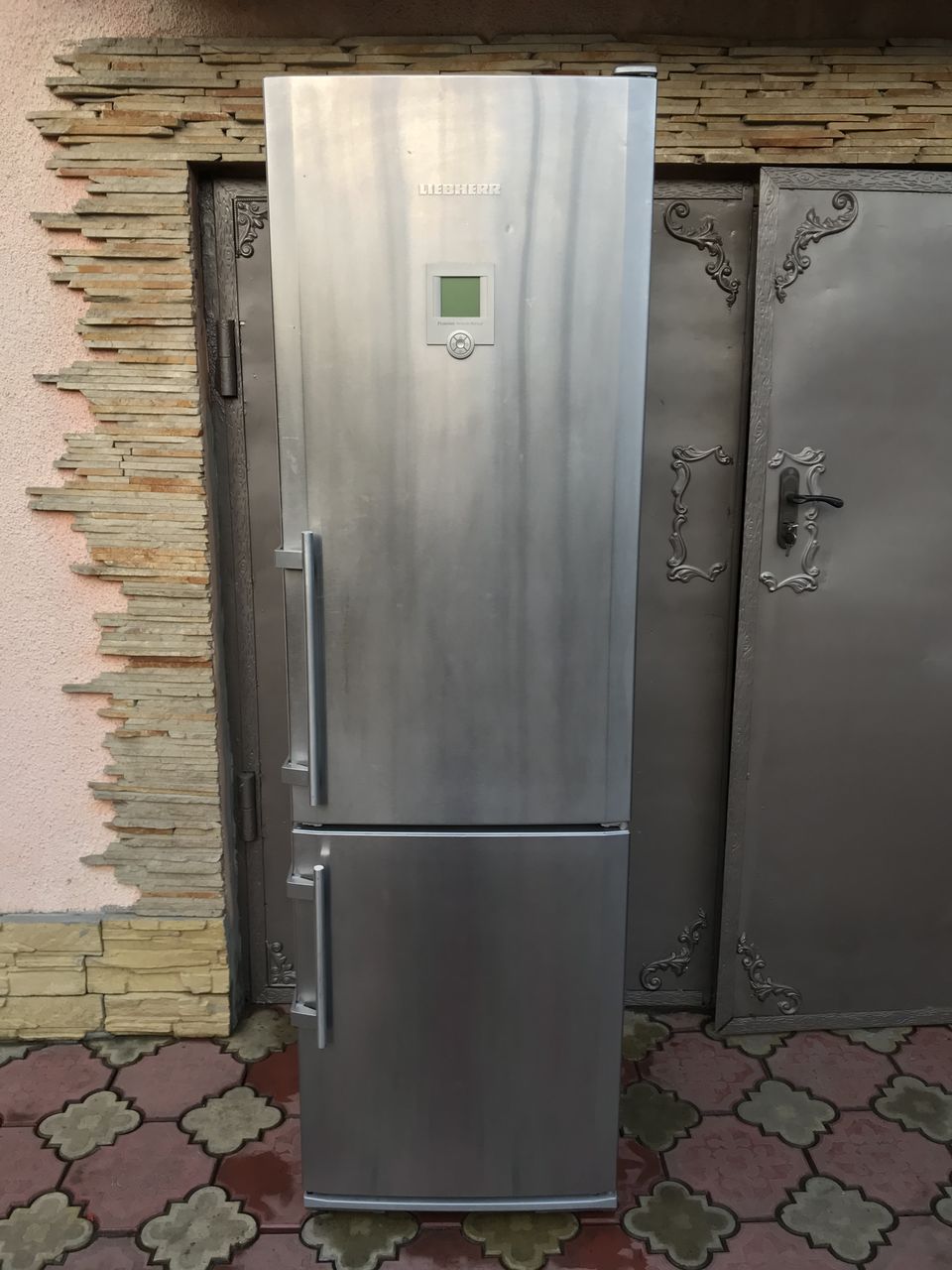 Холодильник Liebherr Premium No Frost из Германии