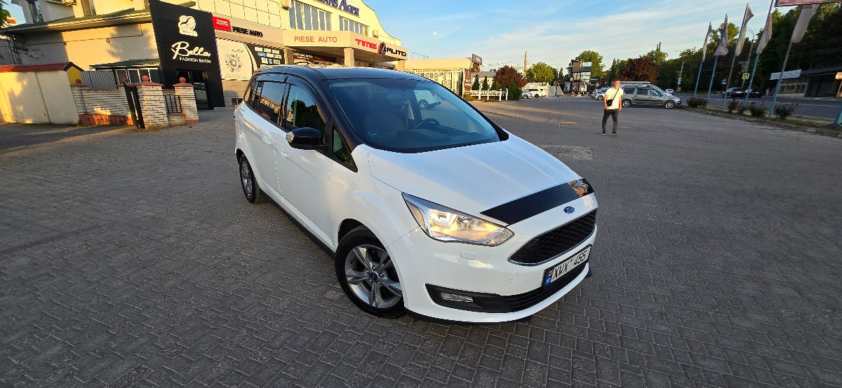 Ford Grand C-MAX 2018 г. с пробегом 174000 км, Дизель, 7950 €