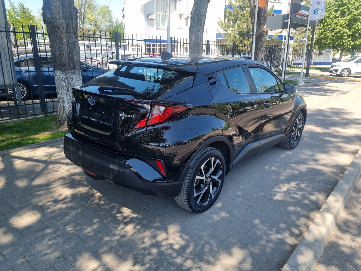 Toyota C-HR 2021 photo 6