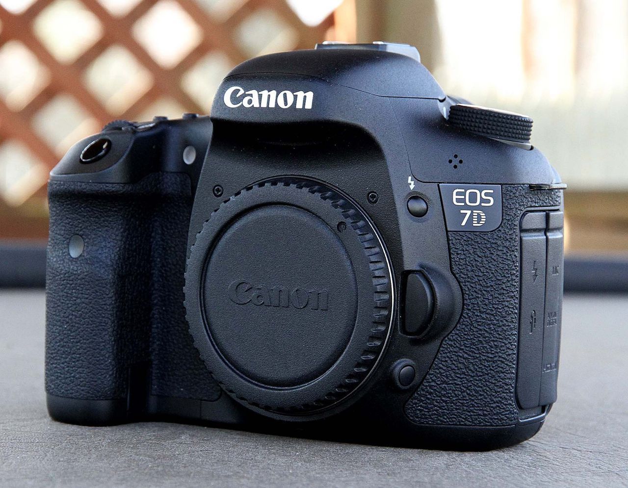 Canon 7D made in Japan tot complectul