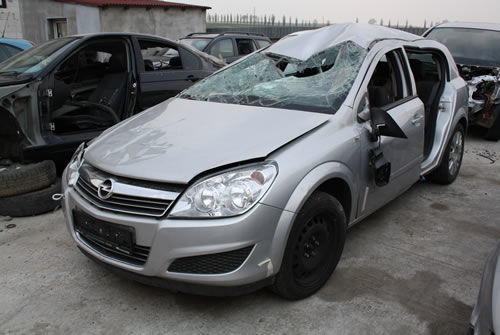Piese  Opel Astra H  dezmembrez !!! foto 1