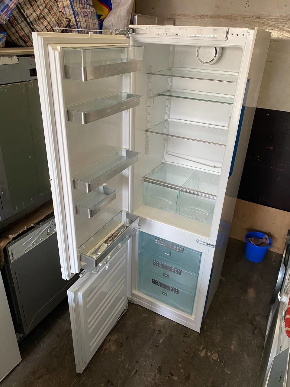 Встраиваемый холодильник Miele No Frost