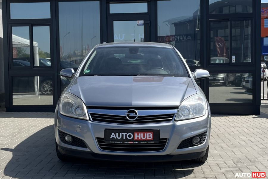 Opel Astra - Прокат // Rent // Chirie foto 1