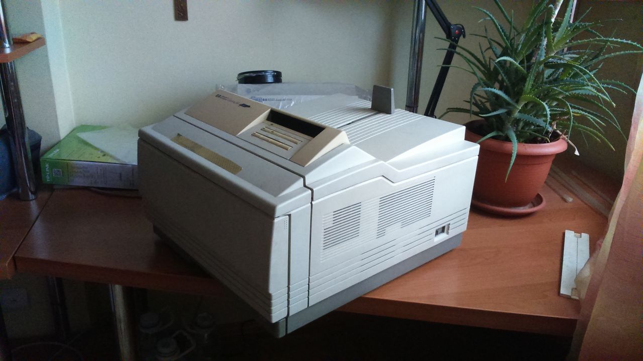 А3 Лазерный принтер HP LaserJet 4V б/у.