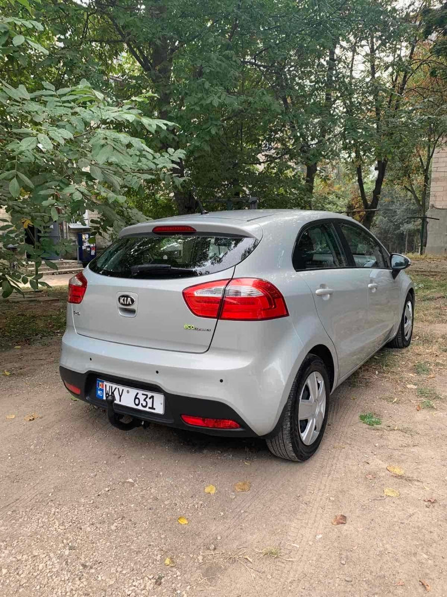 KIA Rio foto 2