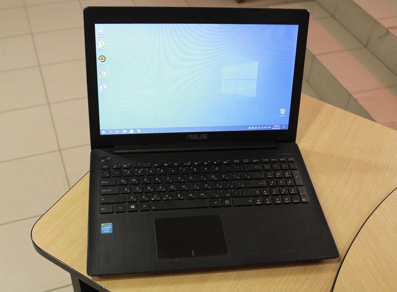 Asus X553M