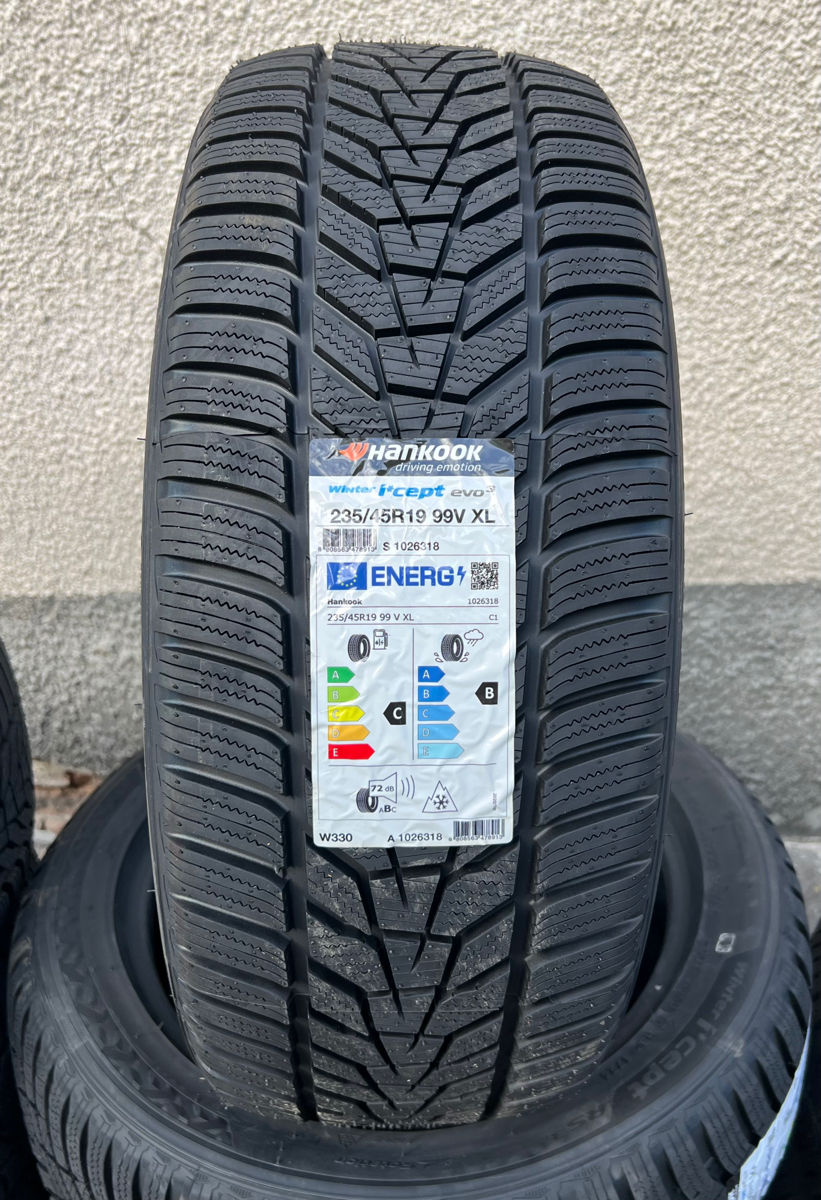 235/45 R19 Hankook Icept Evo3/ Доставка, livrare toata Moldova 2024 foto 0