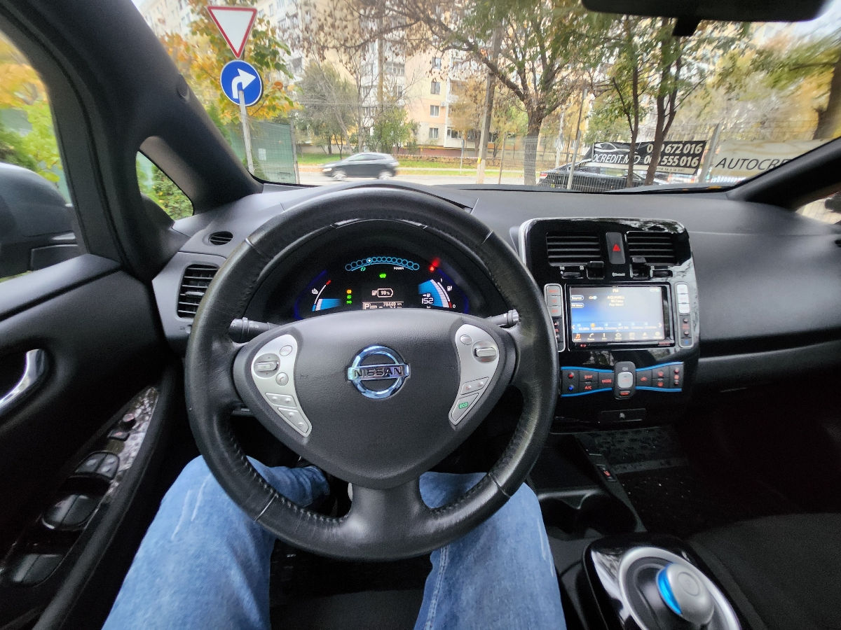 Nissan Leaf foto 12