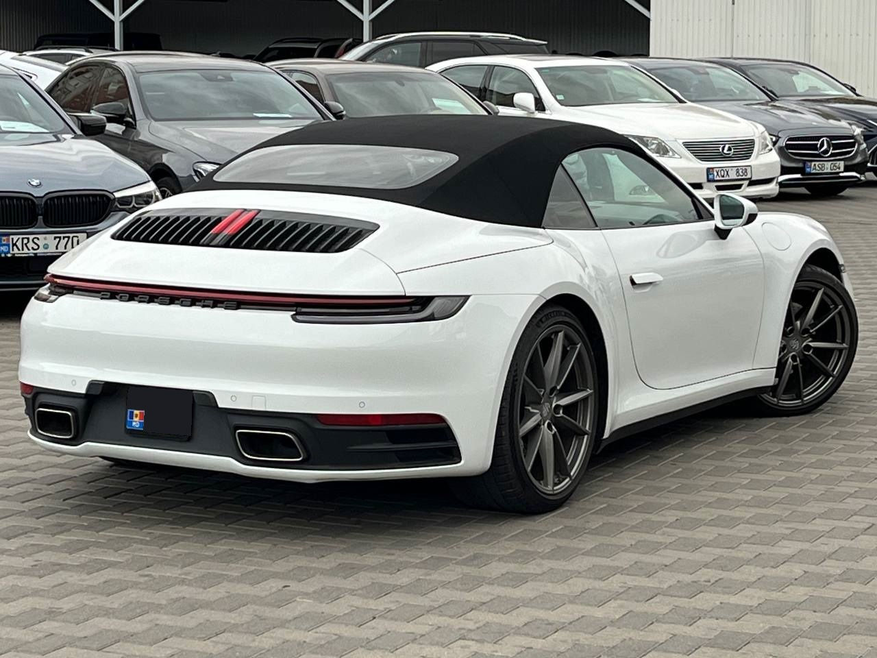 Porsche 911 foto 2