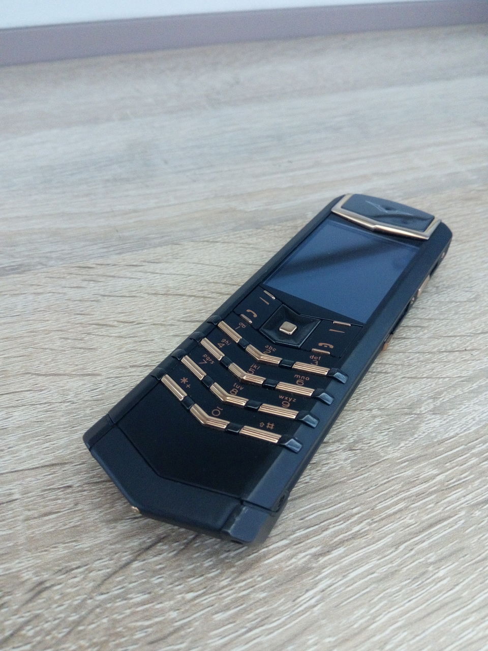 Vertu Signature S Design Gold Replica - 220 €