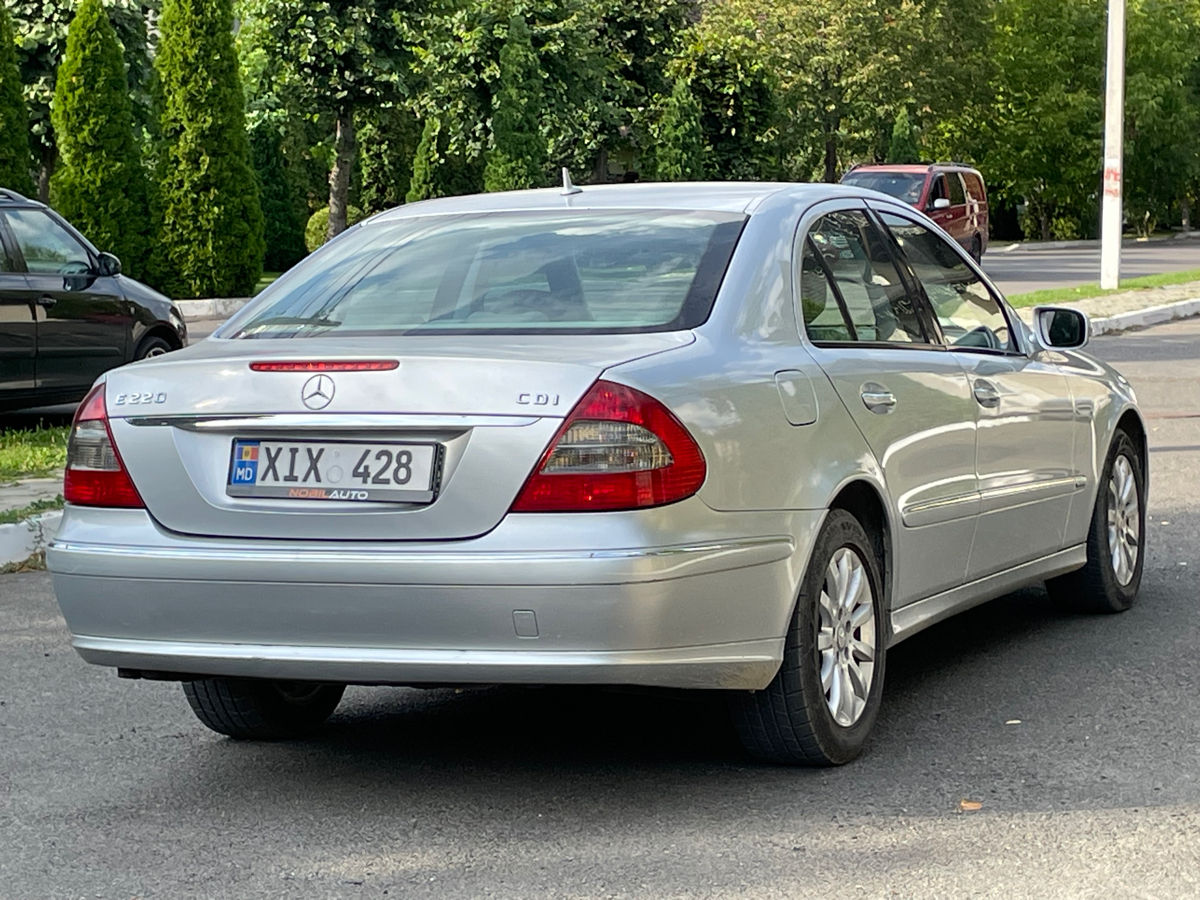 Mercedes E-Class foto 3