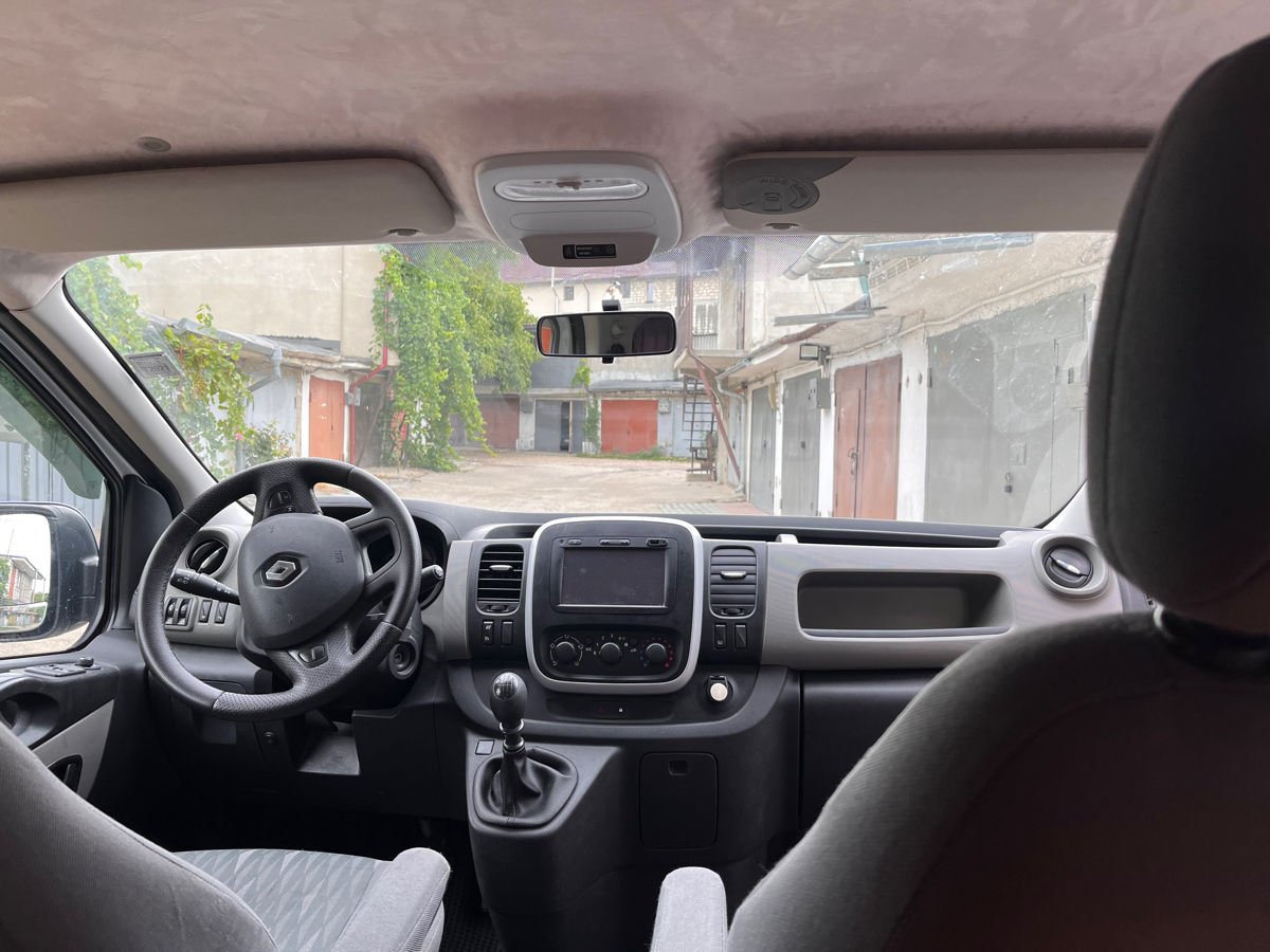 Renault Trafic foto 7