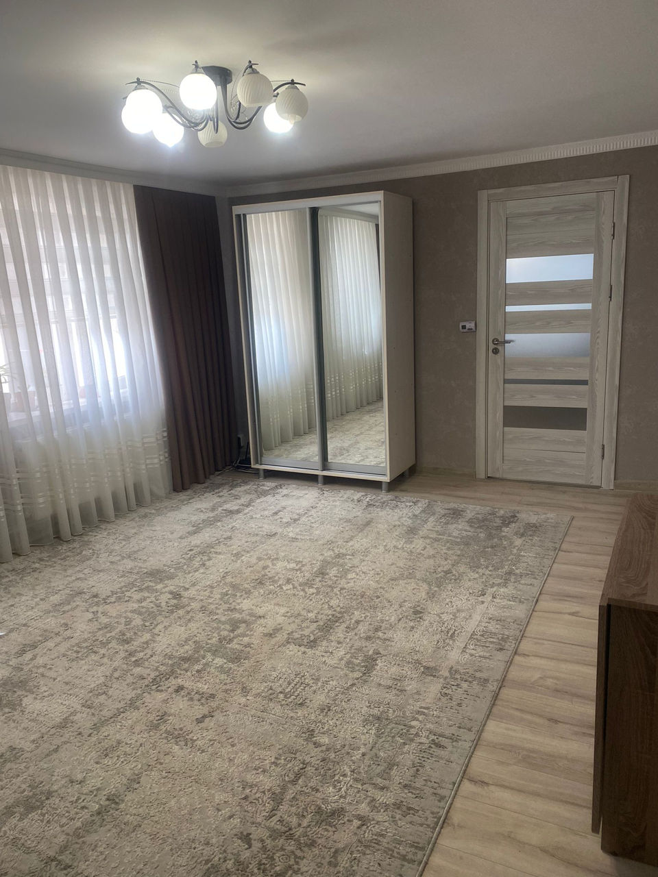 Apartament cu 3 camere, 90 m², Centru, Comrat foto 13