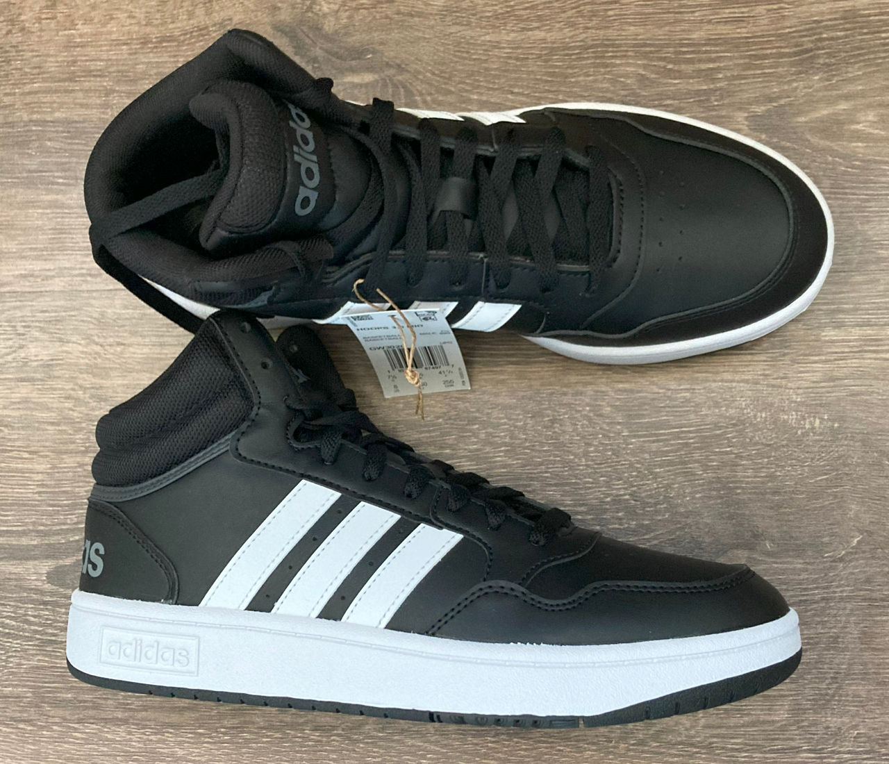 Кроссовки Adidas . Размер 41, 43(42,5), 44(43), 45(44.5). фото 0