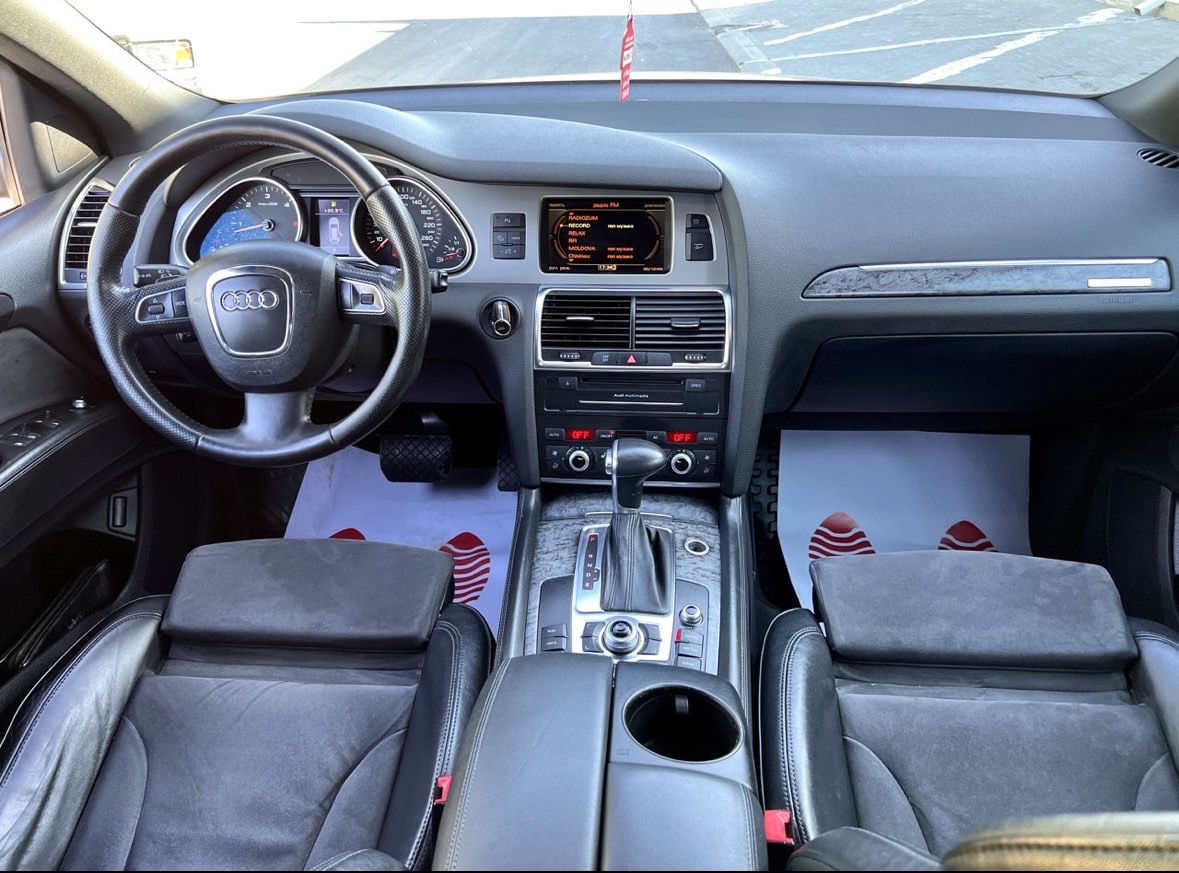 Audi Q7 foto 6