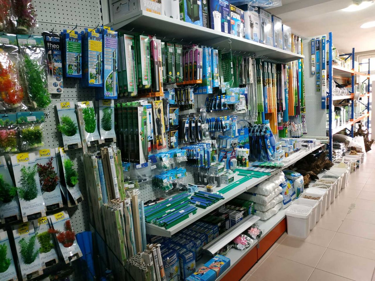 Magazine ZOOTERRA - o gamă largă de produse pentru animalele de companie ! foto 11