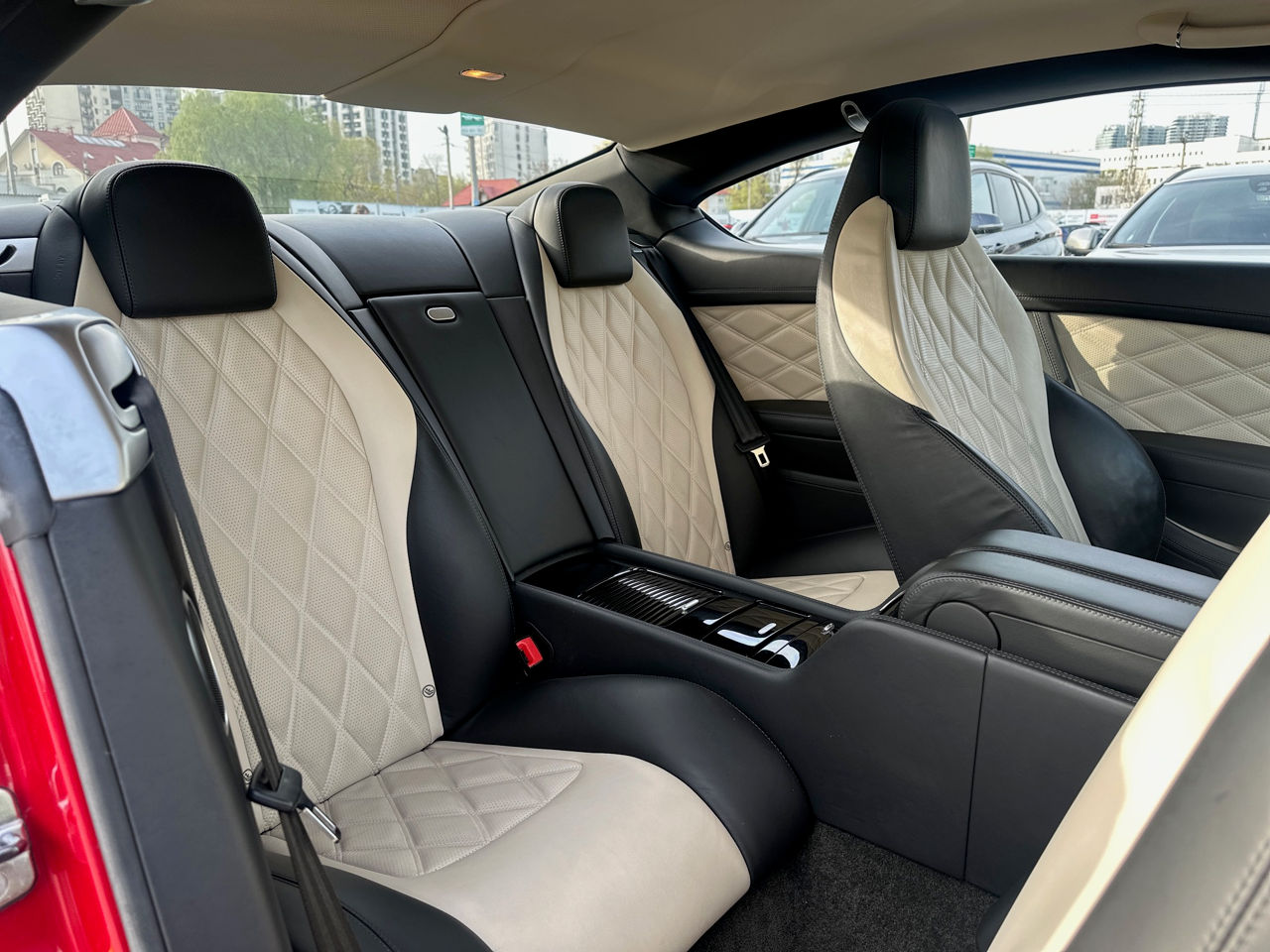 Bentley Continental GT foto 15