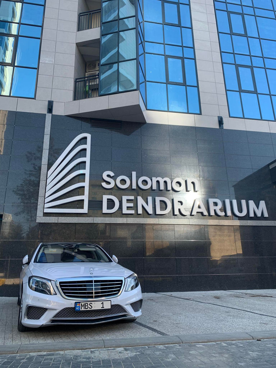 Transfer aeroport, 24/24 VIP Taxi - Mercedes S Class W222 AMG S65 Long (7) фото 18