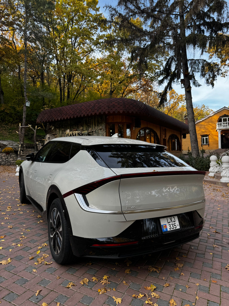 KIA EV6 фото 9