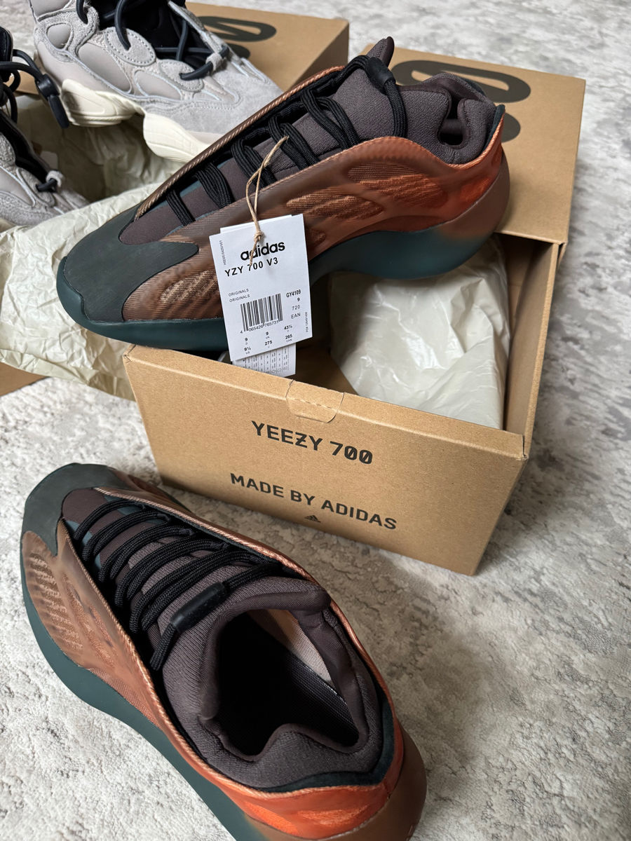 Yeezy boost 700 фото 6