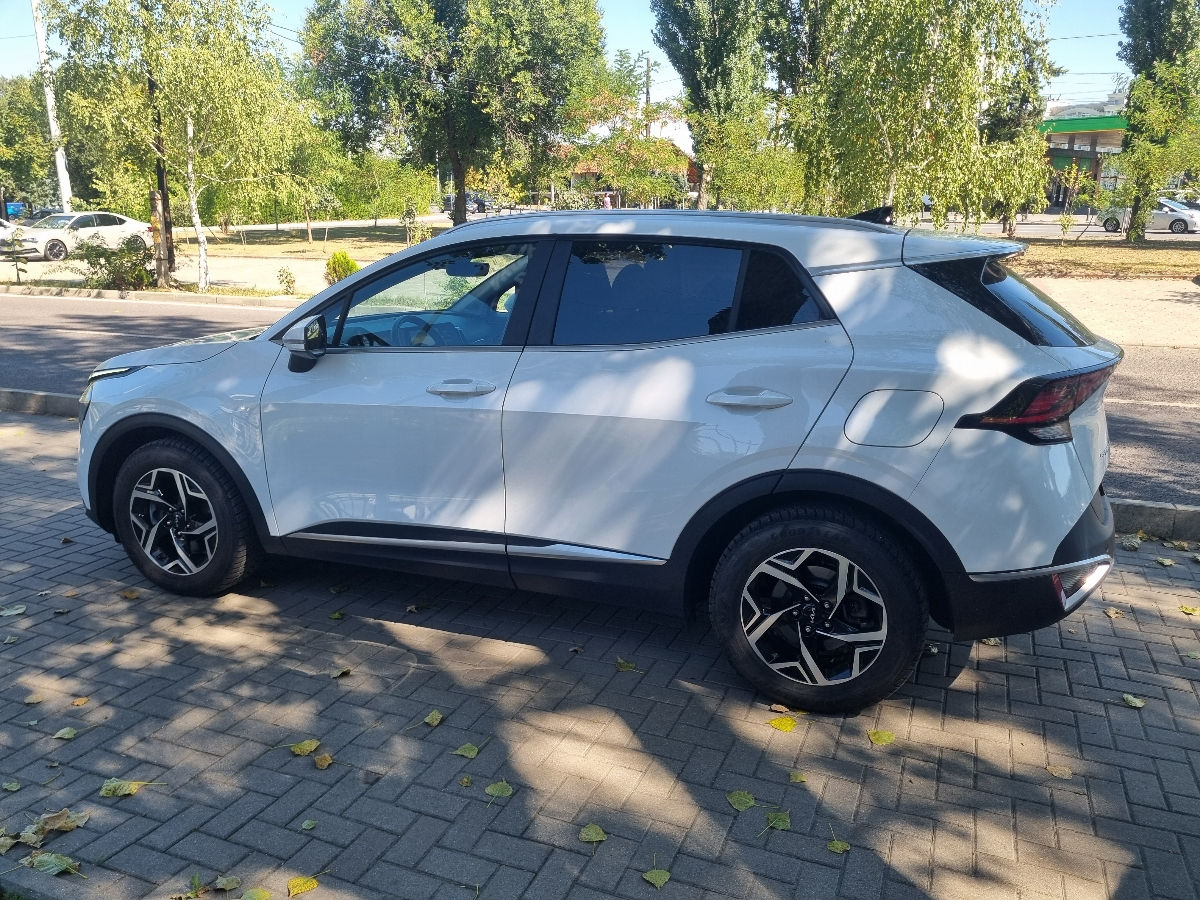 KIA Sportage 2023 photo 8