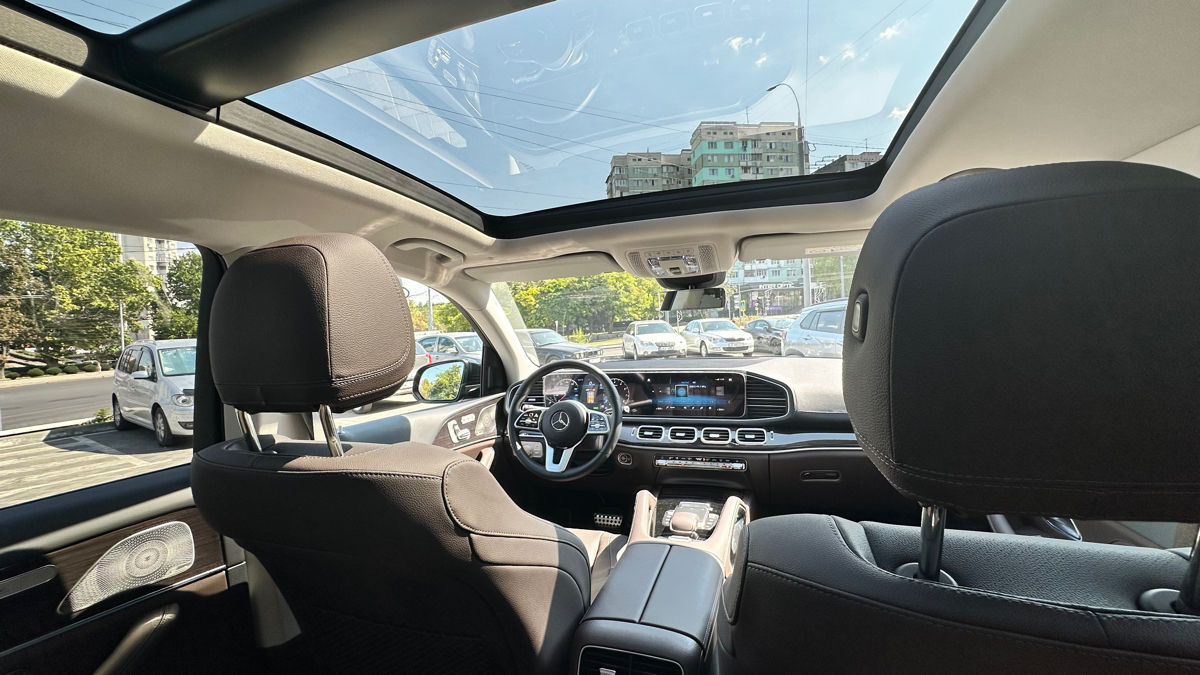 Chirie Mercedes GLS 450 фото 1