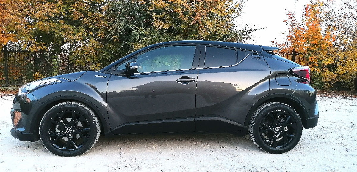 Toyota C-HR foto 2