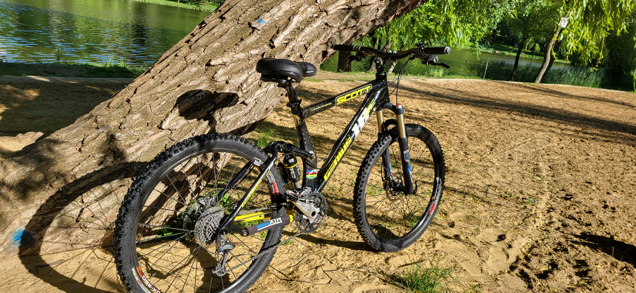 Scott Genius MC10 Carbon Двухподвес foto 1