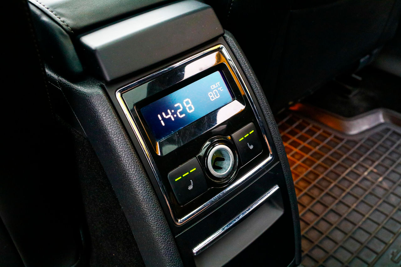 Skoda Superb foto 11