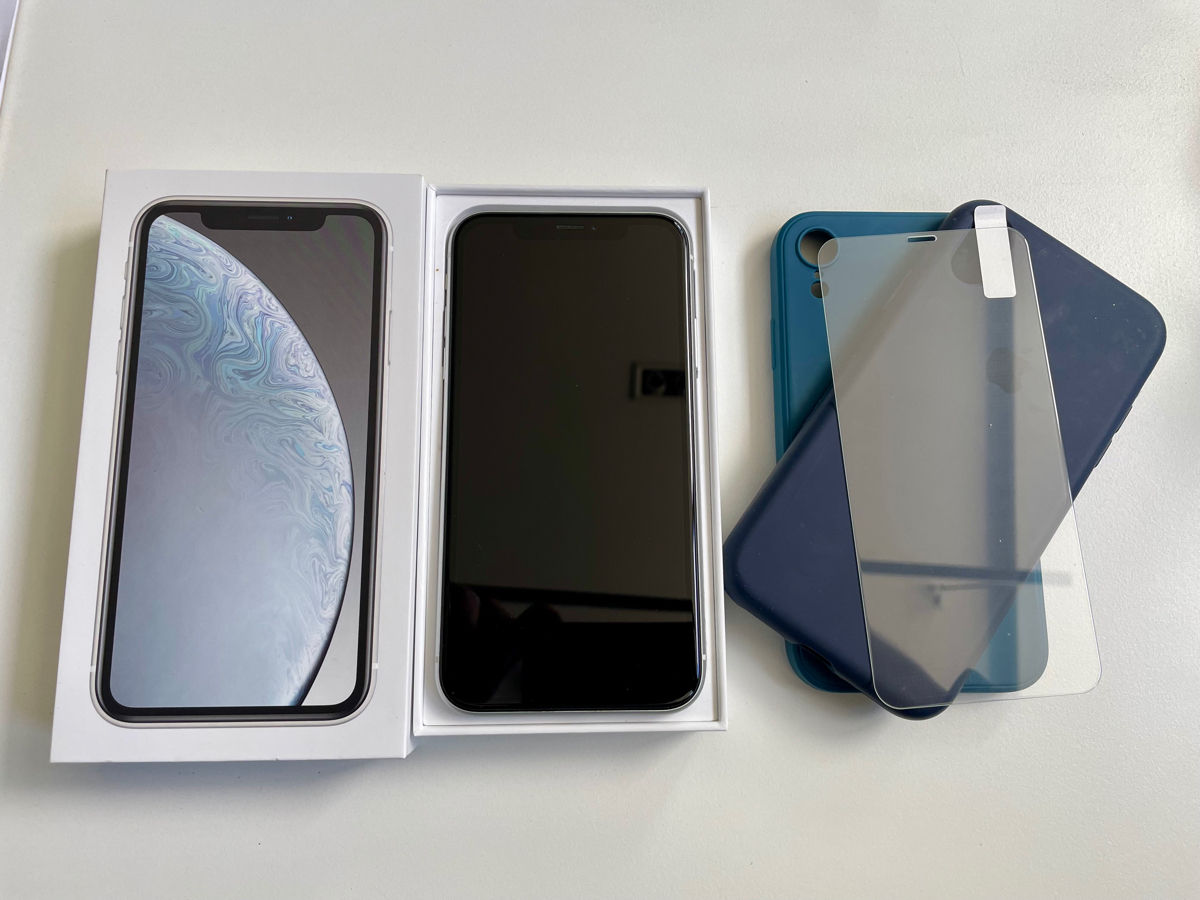 iPhone Xr / White / 128GB