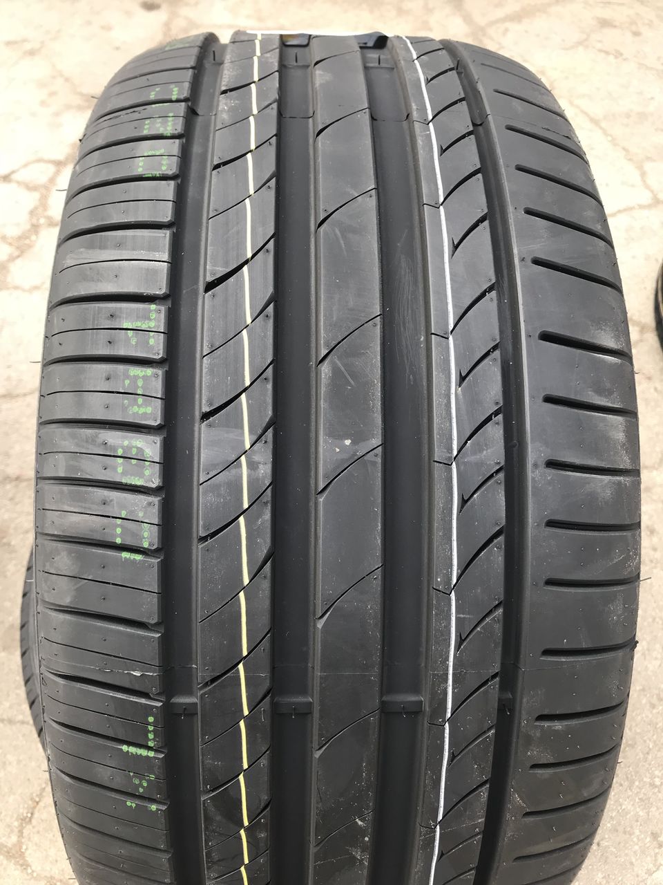 275/35 R19 Tracmax Xprivilo TX-3/ Доставка, livrare toata Moldova foto 2