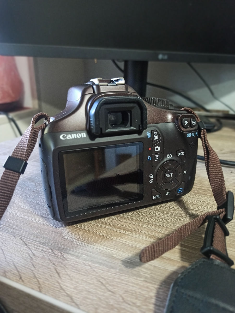 Canon EOS 1100 foto 1