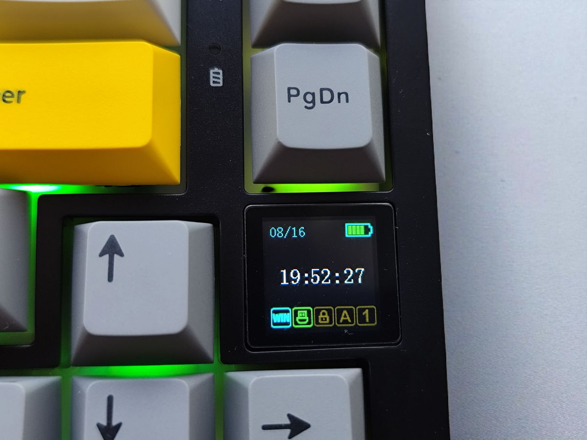 [NOU] Ajazz AK820 PRO Tastatura Mecanica Hot-Swappable RGB (Wireless/Bluetooth/Type C) foto 7
