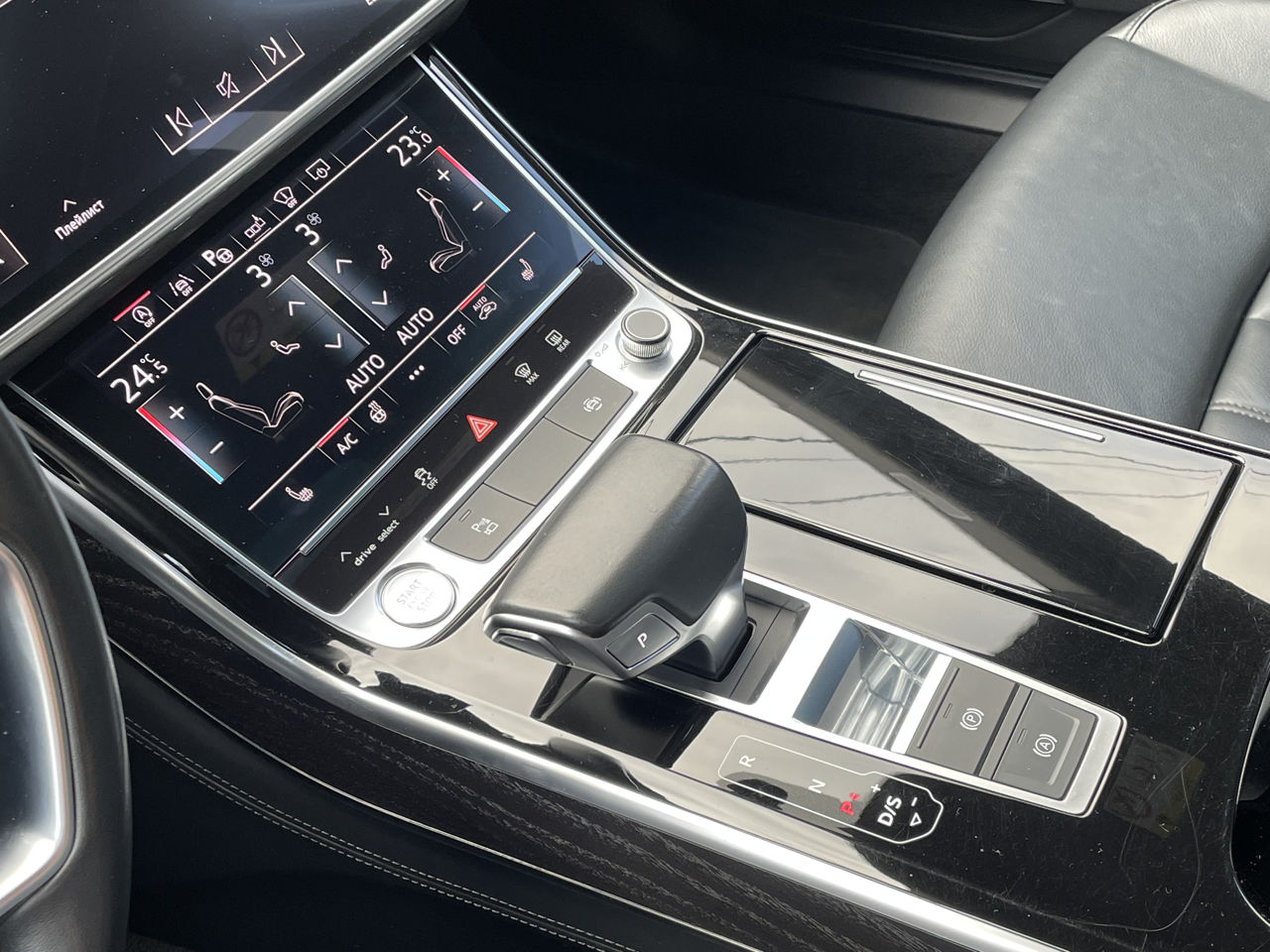 Audi A8 foto 15