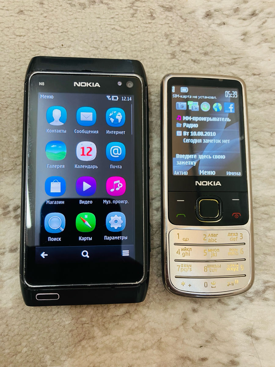 Nokia N8 - Nokia 6700 foto 1