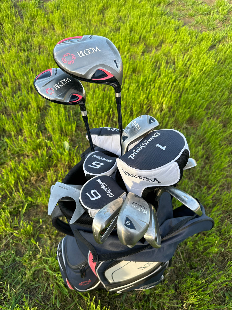 Vând crose golf foto 4